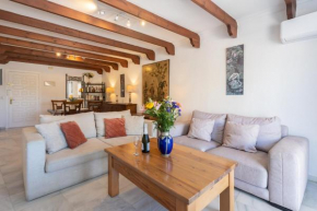 Comfortable Yacht Club Apartment